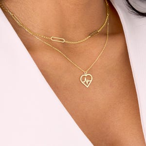 Gold Heartbeat Necklace, Dainty Heart Rhythm Necklace, Tiny Heartbeat Pendant, 925 Silver Heart Charm, Heart Jewelry for Her, Nurse Jewelry