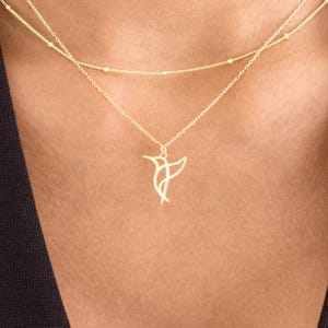 Hummingbird Pendant Necklace, 14K Gold Vermeil Hummingbird Charm, Dainty Bird Necklace Gift for Her, Minimalist Everyday Jewelry for Women
