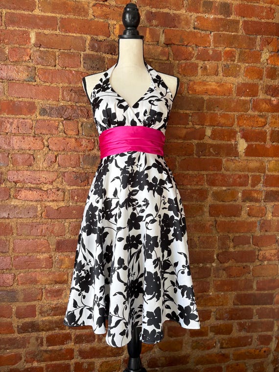 y2k halter dress Earthy Chiffon Print Selected By Ritual Vintage 26 to 30 waist Y2K Halter Dress Black White