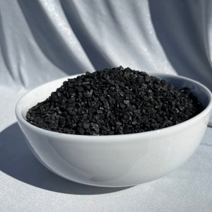 Premium Activated Carbon 5Lbs Bulk Granular Charcoal with Fine Mesh Bag for Aquarium Filter Media Pond Reef Canister