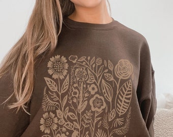 Pressed Flowers Shirt Brown Sweatshirt Wildflowers Crewneck Sweatshirt Pressed Flowers Hoodie Cottage Core Clothing Granola Girl Gift