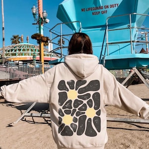 Retro Botanical Flower Hoodie Wildflower Hoodie Pressed Flowers Shirt Nature Cottagecore Hoodie Granola Girl Psychadelic Groovy Hoodie