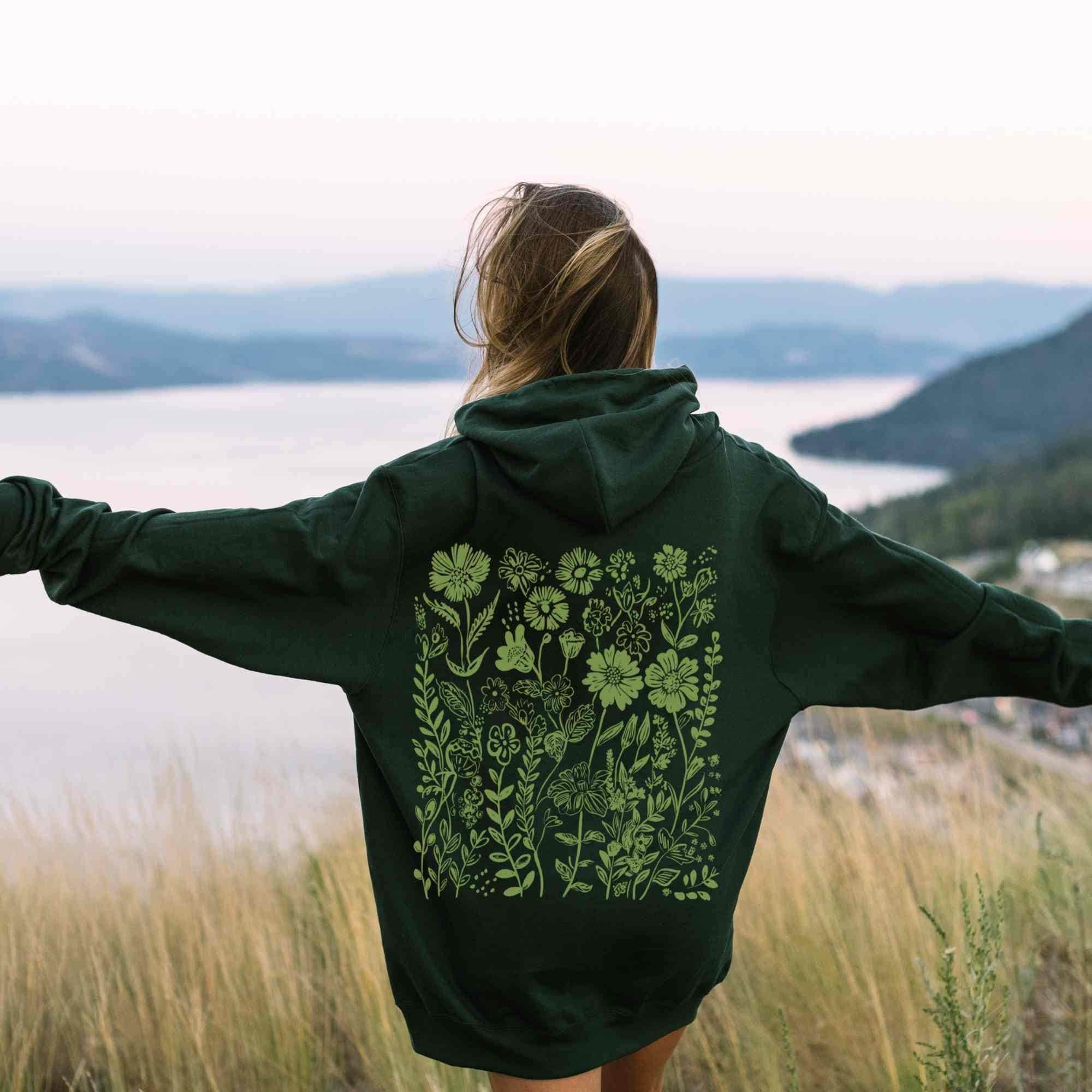 Green Wildflower Hoodie: Women's Graphic Oversized Sweatshirt