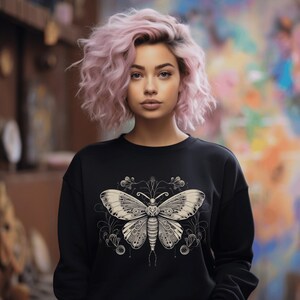 Moth Sweatshirt, Cottage Core Sweatshirt, Fairycore Sweatshirt, Goblincore Sweatshirt, Luna Moth Sweatshirt, Cottagecore Sweatshirt