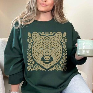 Floral Bär Sweatshirt, Cottagecore Natur Rundhalsausschnitt Forest Green