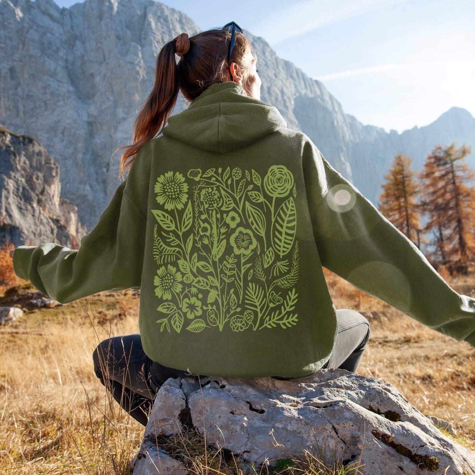Women's Pullover Hoodie - Jungle Flower
