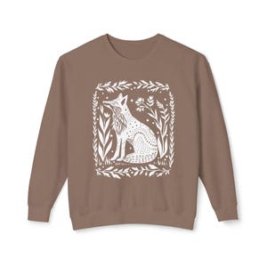 Fox Sweatshirt Linocut Shirt Block Print Shirt Fox Hoodie Comfortcolors Sweatshirt Folk Art Forestcore Granola Girl Tween Girl Gifts Espresso