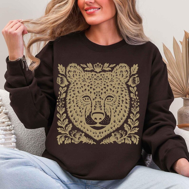 Floral Bär Sweatshirt, Cottagecore Natur Rundhalsausschnitt Dark Chocolate
