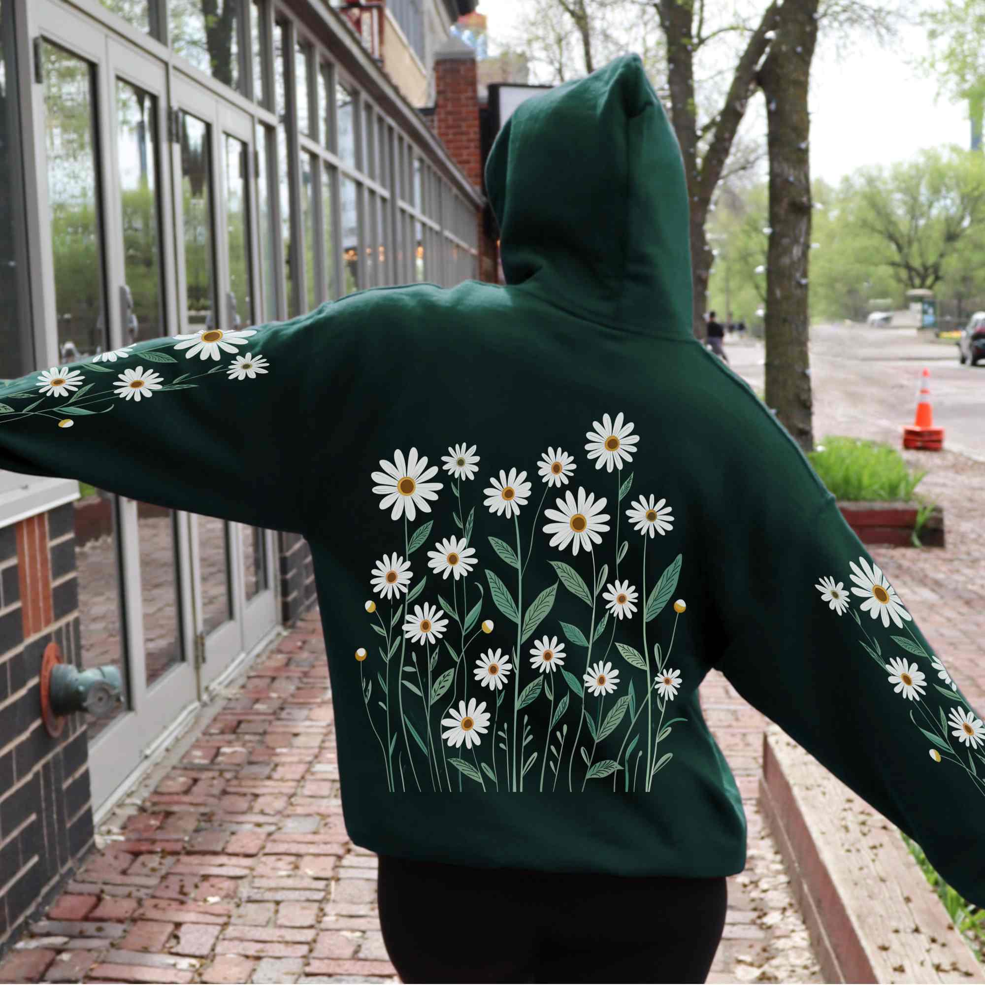 【GRAVER】22FW★ Daisy Bouquet Bear Embroidered Hoodie GRAVER】22FW☆ Daisy Bouquet Bear Embroidered Hoodie (GRAVER