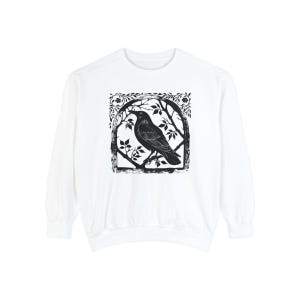 Raven Sweatshirt Bird Sweatshirt Comfortcolors Crewneck Crowcore Linocut Shirt Block Print Shirt Granola Girl Birder Gift Gothic Clothes image 5