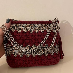 Kleine gewebte Tasche, Häkeltasche, dunkelrote Tasche, Umhängetasche, Senftasche, Weinrote Tasche, Häkeltasche