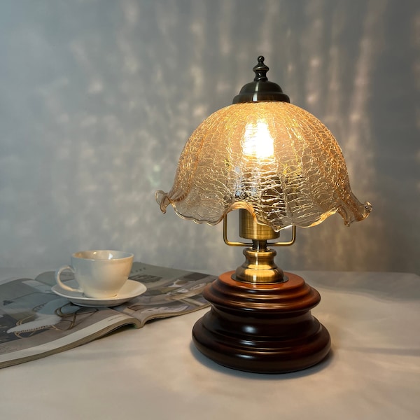 Vintage Lamp | Flower Table Lamp | Lily Flower Lamp | Nightlight | Desk Lamp | Home Decor | Housewarming Lamp | Desk Accessory | Poison