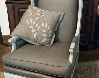 Vintage arm chair, Antique chair, Annie SloanChalk paint, Cottagecore style, French Provincial style, Farm decor, Refinished furniture