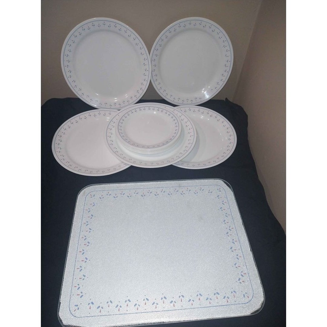 Vintage Corelle Normandy Service for 6... 13 Piece Set Plates & Glass