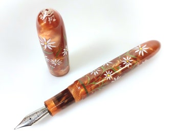 Daisy Handmade and Handpainted Fountain Pen.