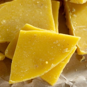 Bienenwachs – 100 % rein, nach natürlichen Methoden hergestellt, perfekt für die Herstellung von Kerzen, Cremes und Wachs