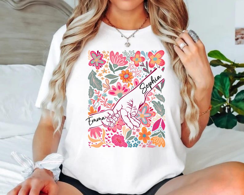Comfort Colors Custom Mom And Daughter Shirt, Mothers Day 2026, Pinky Promise Shirt, My First Mother Day, Family Love Shirt, 1st Mothers Day afbeelding 2