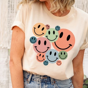 Smiley Faces Shirt Gift For Positivity, Happy Face Aesthetic Gift, Good Vibes Shirt, Think Positive Clothing, Retro Smiley Face T-Shirt