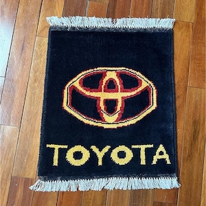 Tapis fait main Toyota