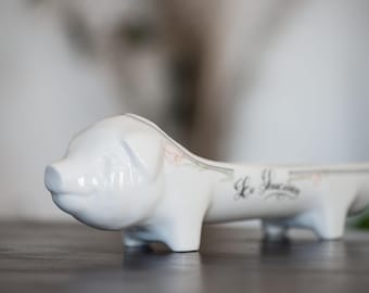 Vintage Apilco sausage service – Ceramic pig platter – France, 1970s – Retro sausage display stand – Kitchen decor item