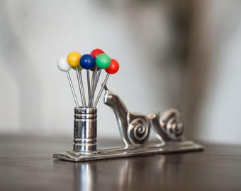 Vintage silver-plated metal snail pick holder – Retro 1970s appetizer accessory – Vintage tableware – Original vintage gift
