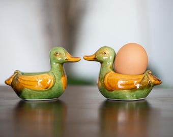 Set of 2 vintage ceramic egg holders – 1970s/80s – Ceramic egg cup – Retro trinkets – Ceramic egg cup