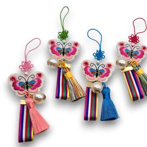 Handmade Korean Butterfly Keychain Mini Norigae – Saekdong Charm, Tassel
