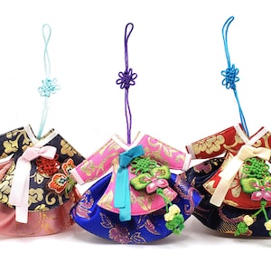 Korean Traditional Dress Mini Hanbok norigae Keychain Ornament -  Korea Souvenir Gift Accessoiries - New year Gift