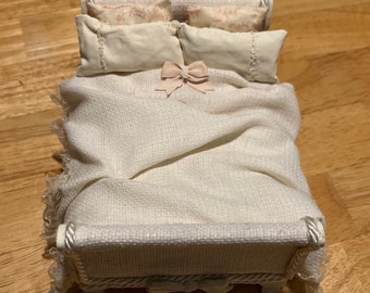 Shabby chic miniatuur sleebed