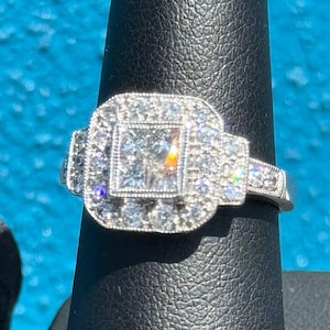 Platinum 950 diamond fashion ring