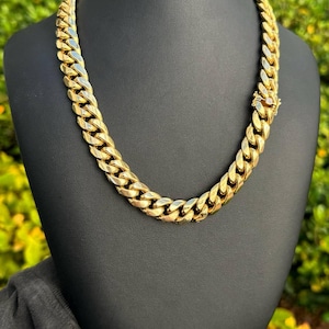 10k yellow gold hollow Cuban link chain necklace 20” 13.5mm