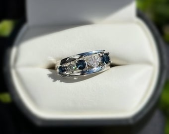 Jewelry 10k solid white gold sapphire diamonds 0.8CTW ring sz 7.00