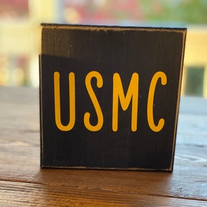 US Marine Corps Authorized Hobbyist Licensee 28723, United States Marines shelf sitter sign, USMC Sign for shelf or desk