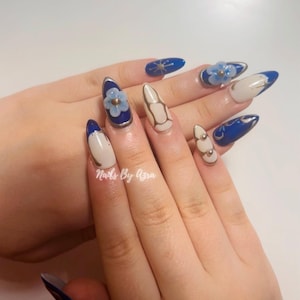 Blue and Cream 3D Press-On Nails – Glossy Floral Nail Art with Gold Detailing, Handmade Luxury Set