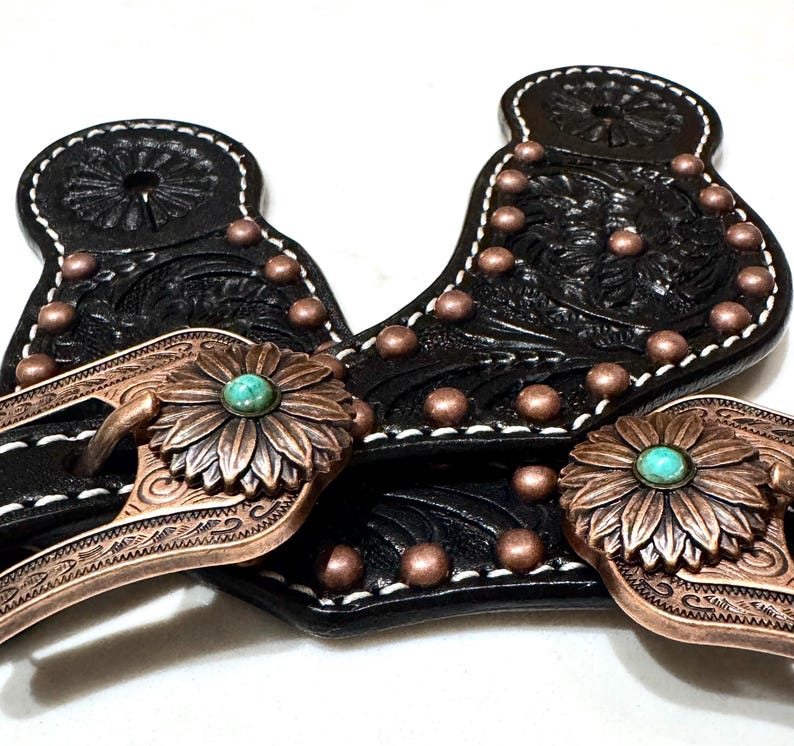 New! M123XH - Ladies Leather printed leather spur straps