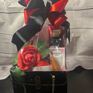 Regalo para el Día de la Madre/Regalo para mamá/Todos los obsequios ocasionales: estuche de regalo para el cuidado del cuerpo con una tarjeta gratuita para el Día de la Madre.