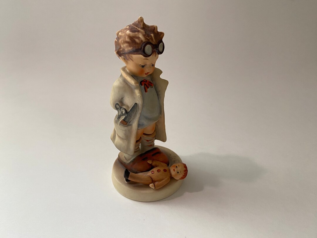 Goebel Hummel the Doctor - Etsy