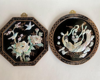 Vintage Set Black Lacquer Gold Accent Mother Of Pearl Hanging Plaques Geisha Birds Flowers