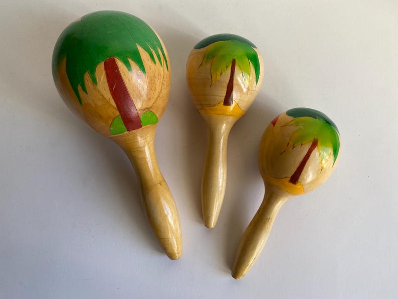 Maraca Tree Vintage Parrot & Palm Tree Maracas Set of Three - Etsy
