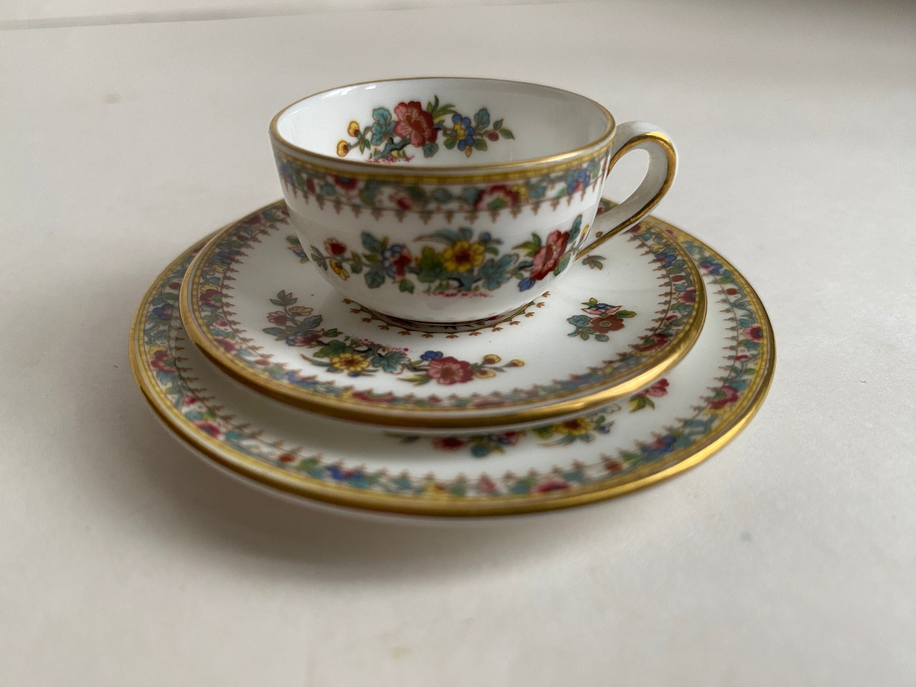 『お中元うー特価』　COALPORT 旧 『Ming Rose』 Set of 8 Coalport Bone China MING ROSE Demitasse Cups