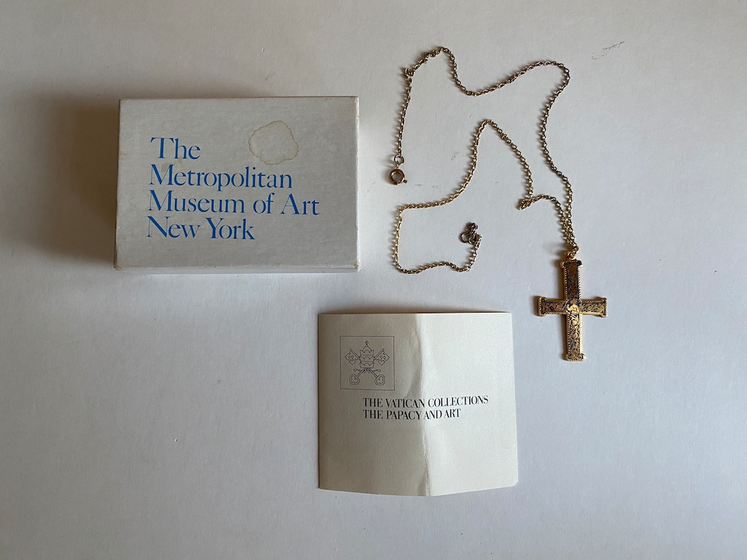1985 Metropolitan Museum of Art 24K Gold Electroplate & Enamel Cross