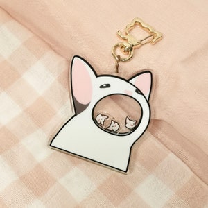 pop-cat shaker keychain toy