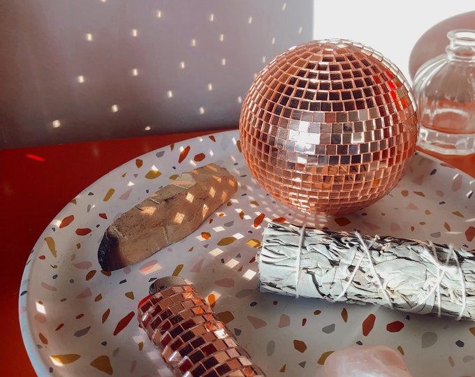 Boule disco de table rose de 4 po. - Grande boule disco, pièce maîtresse de table, haute qualité, rétro, cadeau pour les amateurs de disco