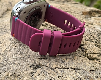 Apple Watch Band,Silicone Apple Bands,Waterproof Apple Watch Strap Men Women, 38mm 40mm 41mm 42mm 44mm 45mm 46mm 49mm Iwatch 1-10 Ultra SE