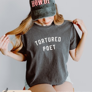 The Poet Comfort Colors Boxy T-Shirt Crop Top for Women Minimalist Cropped Tee Streetwear