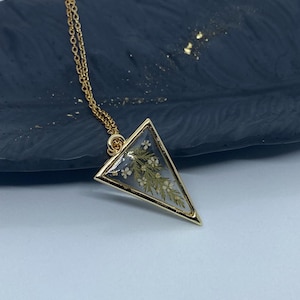 Handmade triangle resin necklace pressed flower pendant, one of a kind jewelry, green fern with white flowers on a gold chain