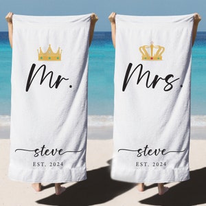 Custom Couple Towel, Personalized Mr. and Mrs. Beach Towel, His and Hers Newlywed Gift, Just Married Bride Gift, Wedding Gift,wedding