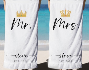 Custom Couple Towel, Personalized Mr. and Mrs. Beach Towel, His and Hers Newlywed Gift, Just Married Bride Gift, Wedding Gift,wedding