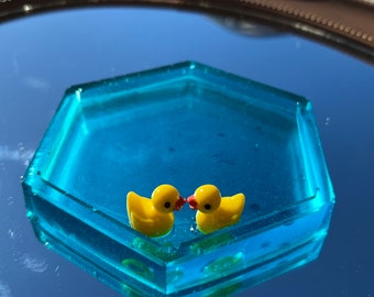 Ducks in love resin coaster