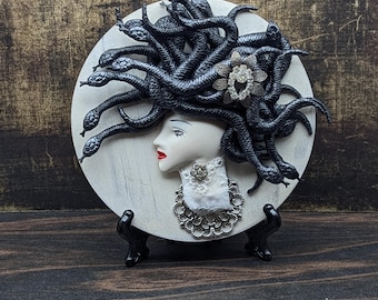 Glam Medusa Tabletop Decor: Gothic Goddess Art
